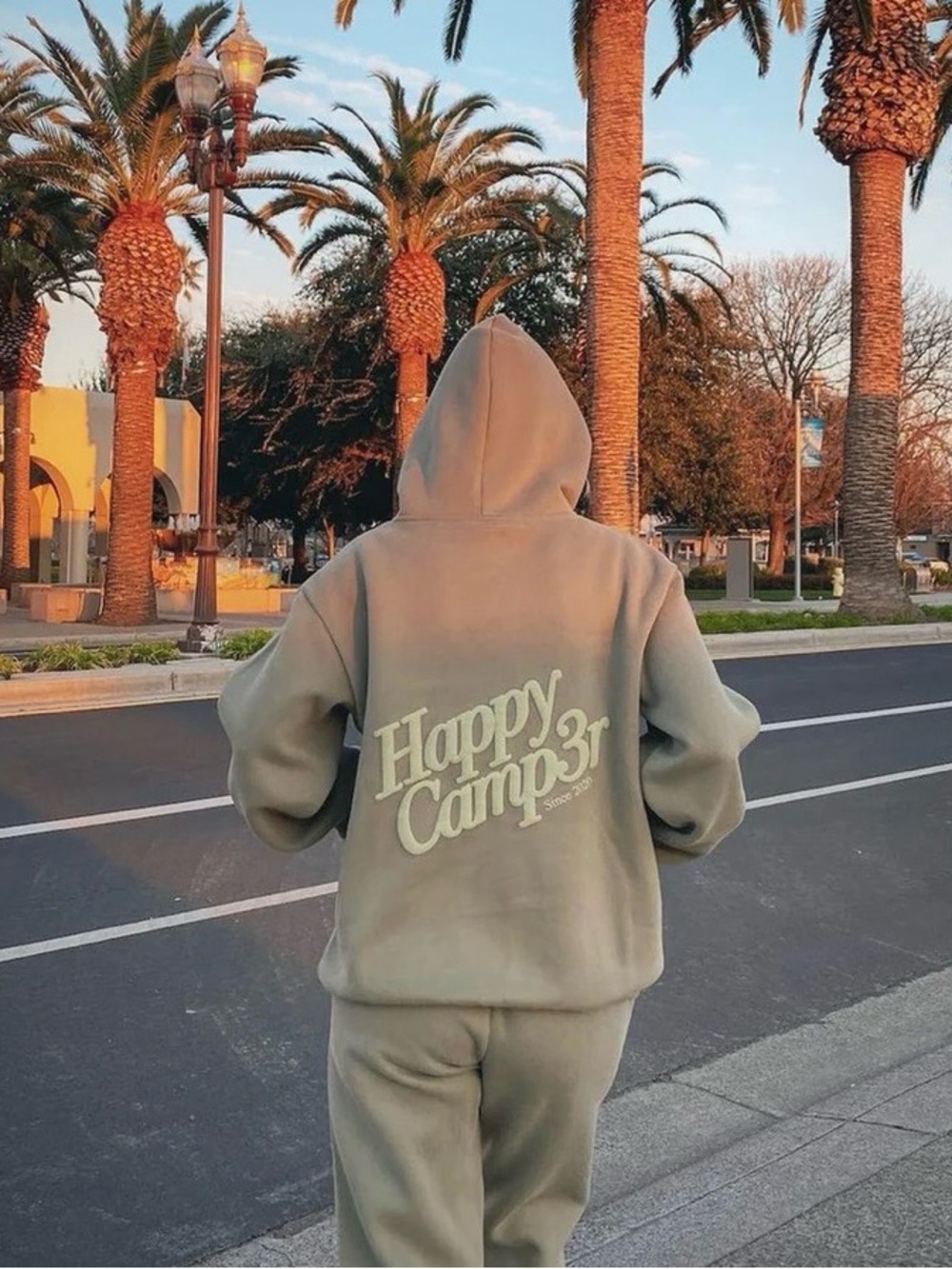 Happy Camper PUFF SERIES HOODIE - DUSTY OLIVE Sz Medium